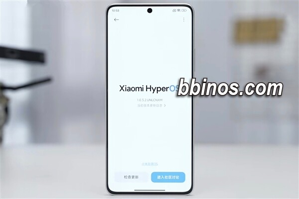 2023112410 Redmi K70系列即将发布 卢伟冰坚信将刷新性能纪录