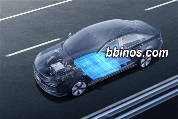 2023120320 中国新能源车行业用户满足度首降，质量问题引发关注