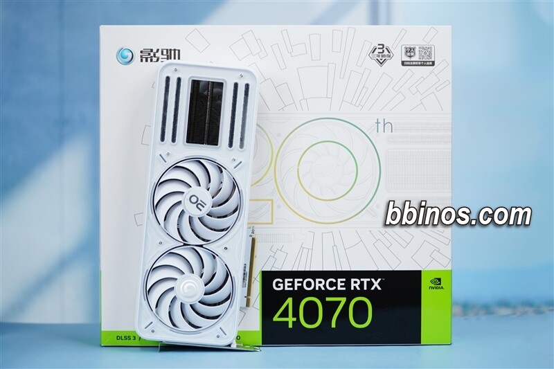 2023122210 影驰20周年白色rtx 4070显卡评测：时尚外观下的性能黑马
