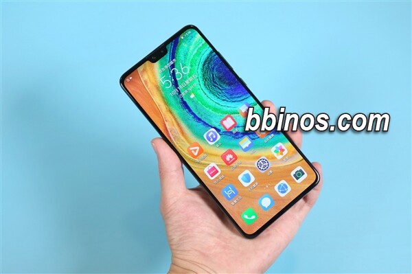 2023122912 中国5g手机市场逆势大涨，10月出货量飙升至近3000万部